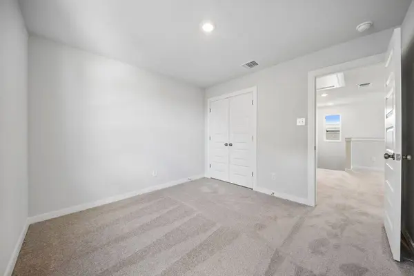 145 Hornet ST, Elgin, TX 78621