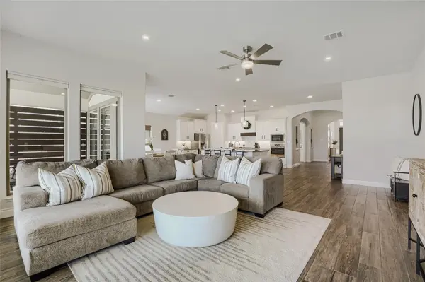 616 Breezygrass WAY, Georgetown, TX 78626