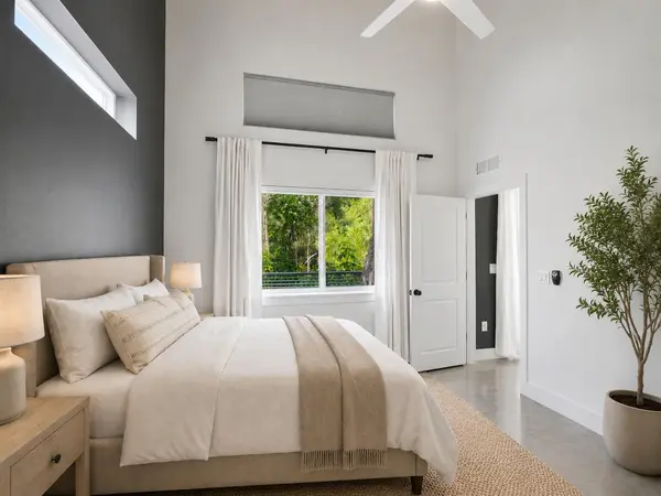 5005 Lott Ave #2, Austin, TX 78721