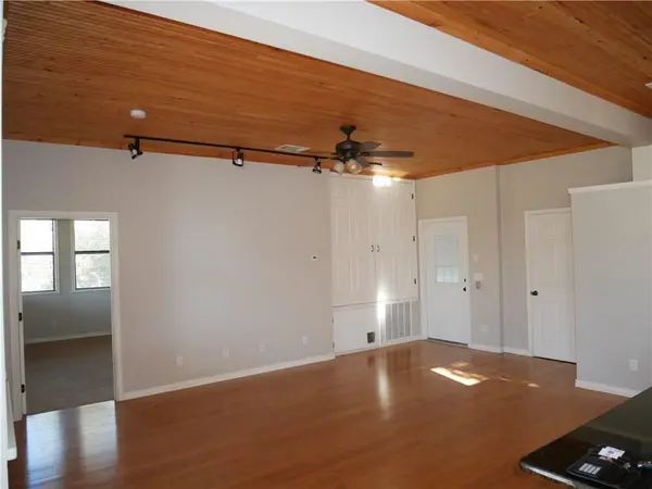 16216 Stewart RD #B, Austin, TX 78734