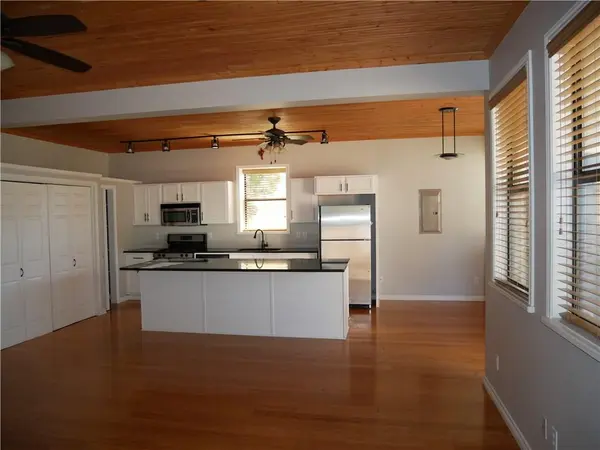 16216 Stewart RD #B, Austin, TX 78734