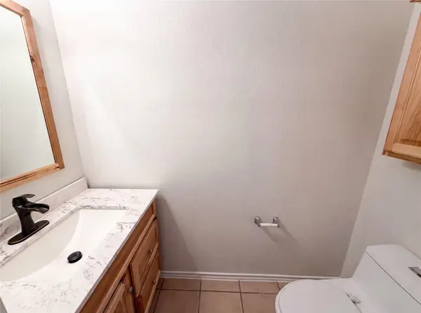 206 Almquist ST, Hutto, TX 78634