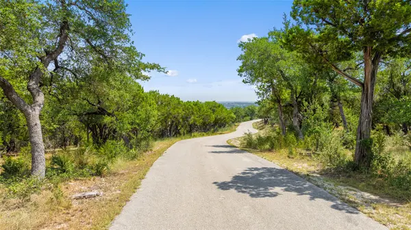 201 S Angel Light DR, Spicewood, TX 78669