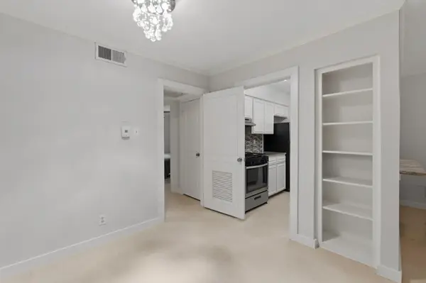 7920 Rockwood LN #216, Austin, TX 78757