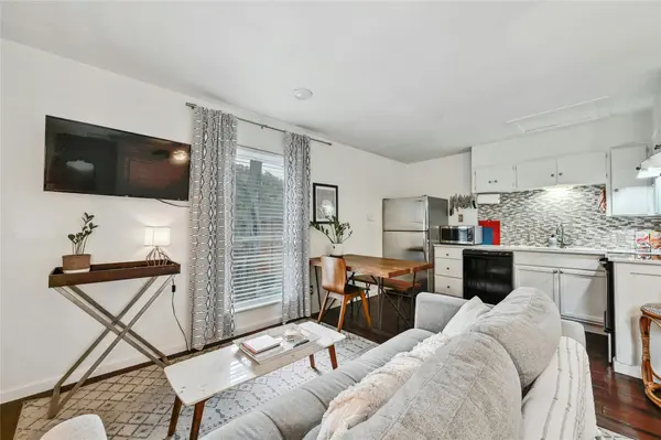 1103 Kenwood Ave #B, Austin, TX 78704