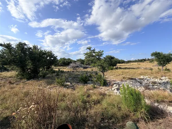 285 Brooklyn DR, Mountain Home, TX 78058