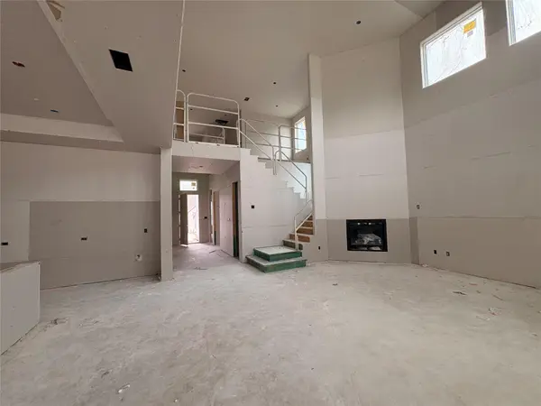 1404 Jolie Rose BND, Leander, TX 78641