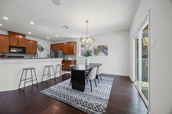 2471 Sunrise RD #64, Round Rock, TX 78664