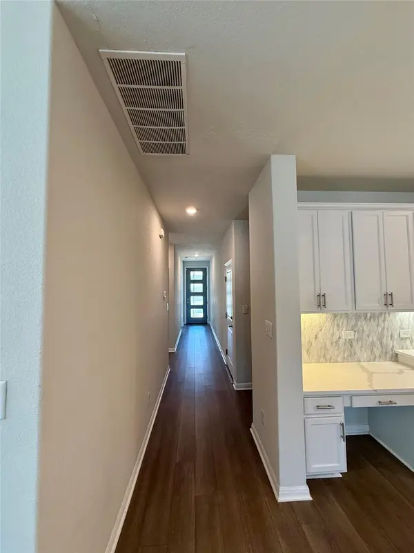 3017 Settlement DR #18, Round Rock, TX 78665