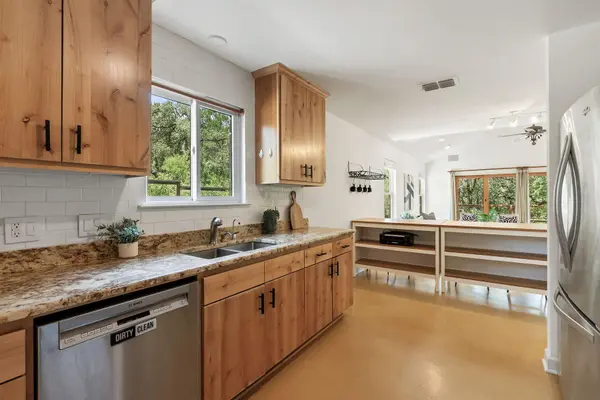 6808 Smokey Hill RD, Austin, TX 78736