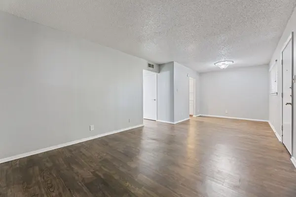 406 E 30 ST ##106, Austin, TX 78705