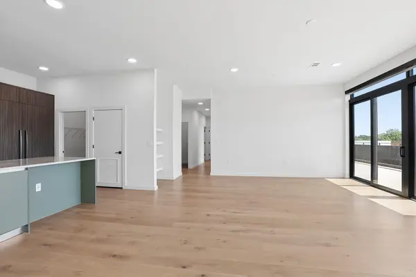 2209 S 1st ST #409, Austin, TX 78704