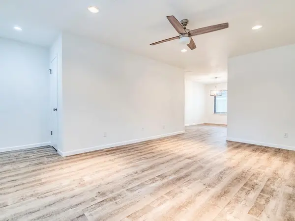 8305 Summer Side DR #165, Austin, TX 78759