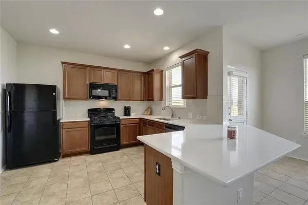 514 Travertine TRL, Buda, TX 78610