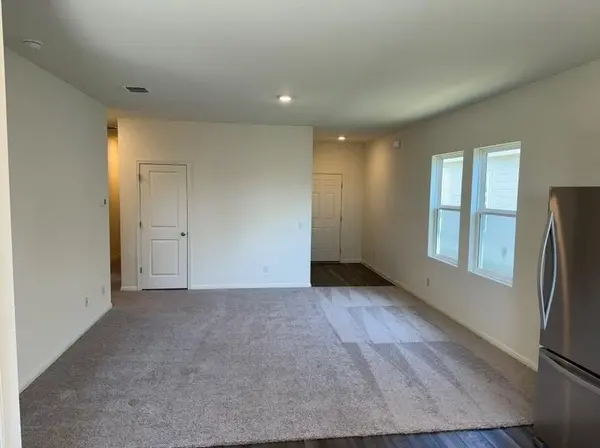 309 Plateau ST, Maxwell, TX 78656