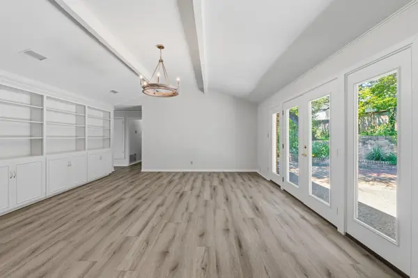 2802 Pecos ST, Austin, TX 78703