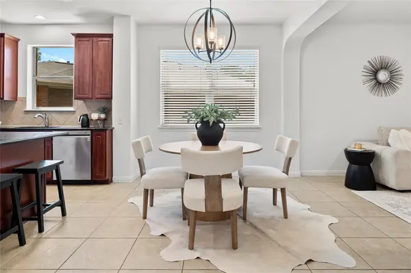 1069 Sussex WAY, Round Rock, TX 78665