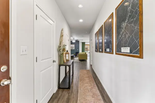 2851 Brand Iron DR, San Marcos, TX 78666