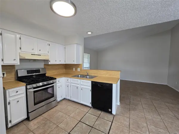 6206 Buffalo PASS #A, Austin, TX 78745