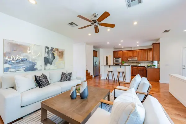 7724 Yaupon DR, Austin, TX 78759