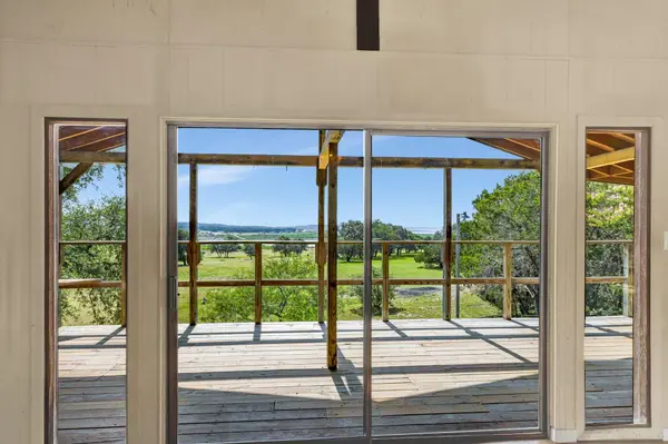 785 Park SHRS, Canyon Lake, TX 78133