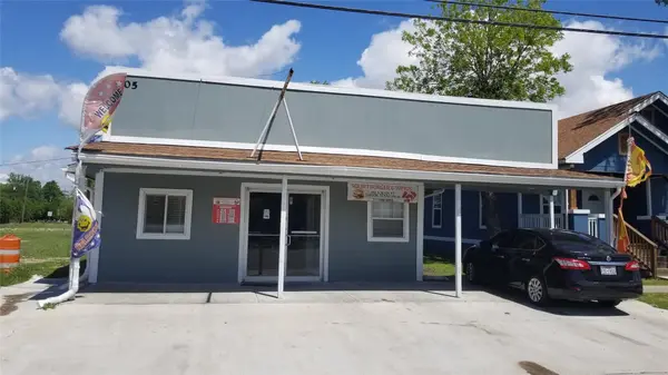 405 S Main ST, Taylor, TX 76574