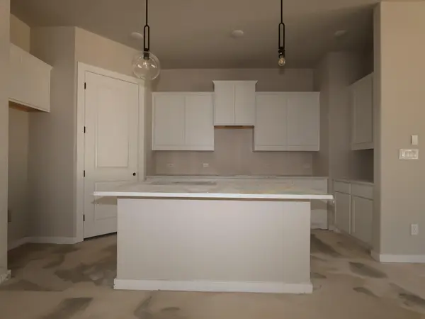 192 Bishop Wood RD, Dripping Springs, TX 78620