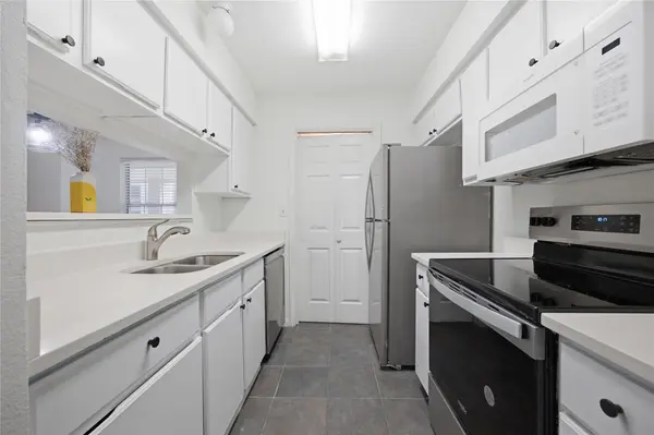 501 W 26th ST #108, Austin, TX 78705