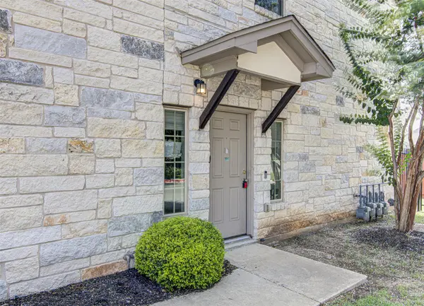 1407 Airedale RD #1104, Austin, TX 78748