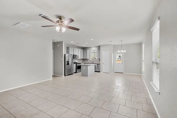 108 Normal School WAY, Liberty Hill, TX 78642