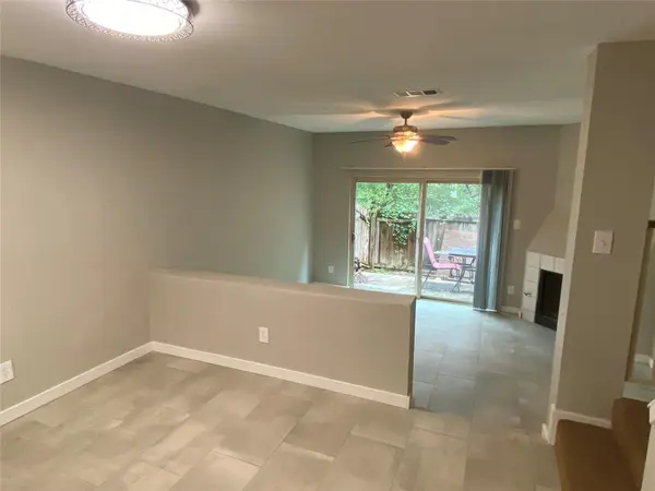 11404 Walnut Ridge DR #9, Austin, TX 78753