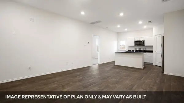 142 Harrison Crossing #B, Uhland, TX 78640