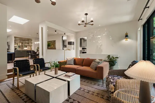 3216 Tarryhollow DR, Austin, TX 78703