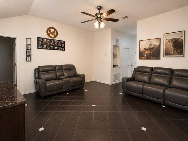 120 Evergreen CIR, Georgetown, TX 78626