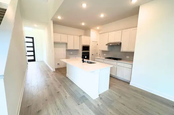 1044 Stonehill DR, Georgetown, TX 78633
