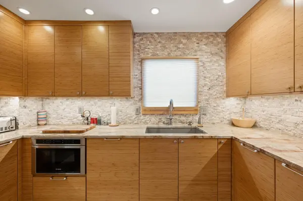 40 N Interstate 35 #7D4, Austin, TX 78701