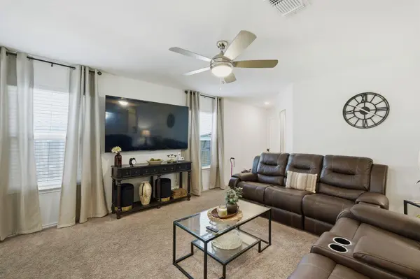 220 Lucky Texan RD, Jarrell, TX 76537