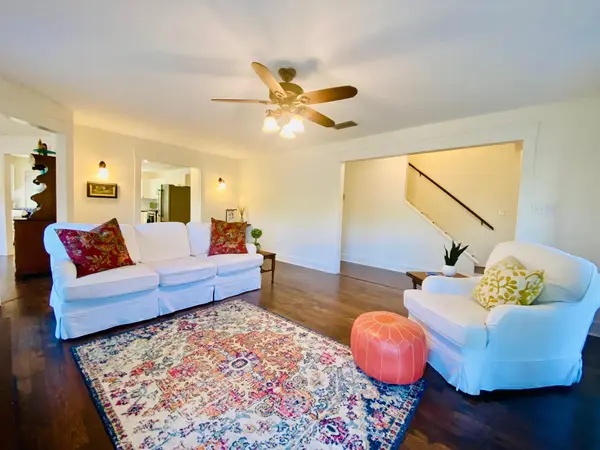 306 Plainview RD, Wimberley, TX 78676