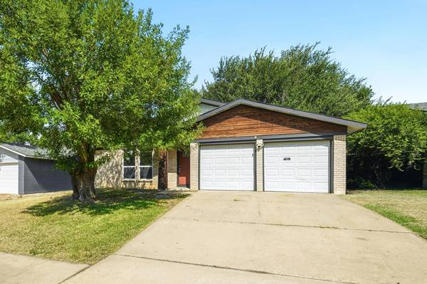 11104 Ptarmigan DR, Austin, TX 78758