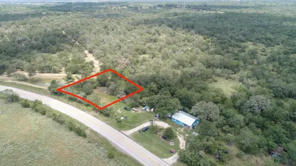 1399 Fm-671, Luling, TX 78648