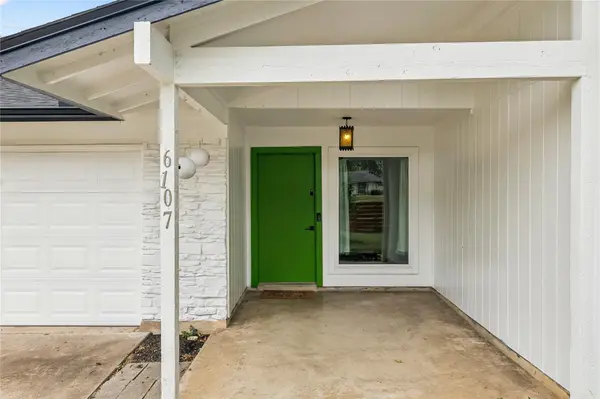 6107 Blarwood DR, Austin, TX 78745