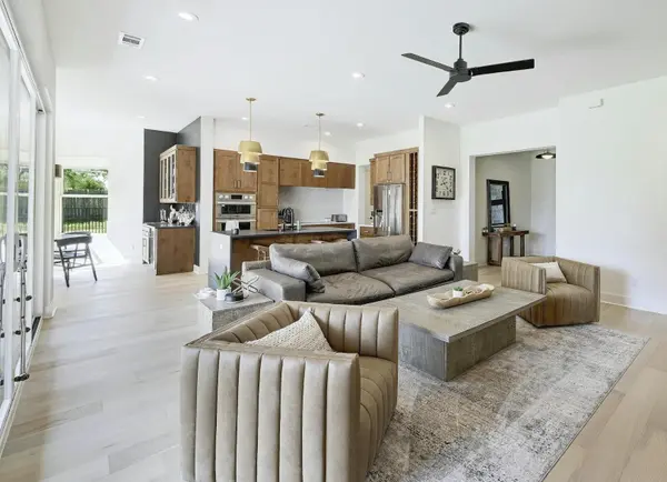 102 Menard CT, Horseshoe Bay, TX 78657