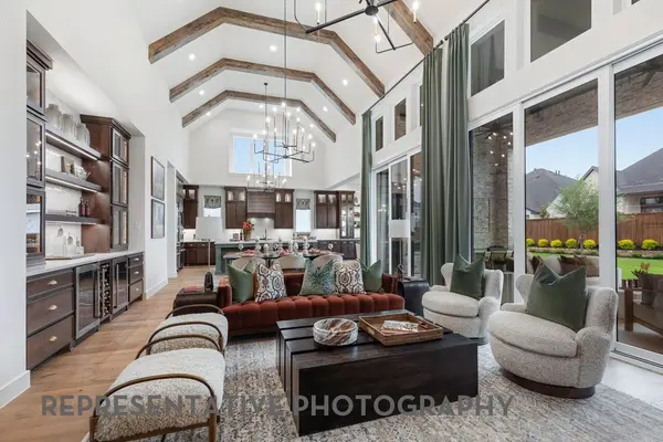640 Bird HOLW, Austin, TX 78737