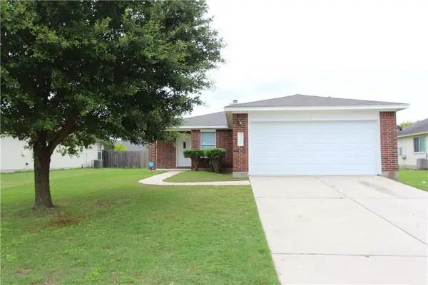 215 Jennifer LN, Bastrop, TX 78602