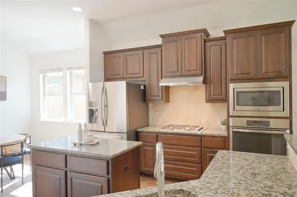 2301 Yaupon Range DR, Leander, TX 78641