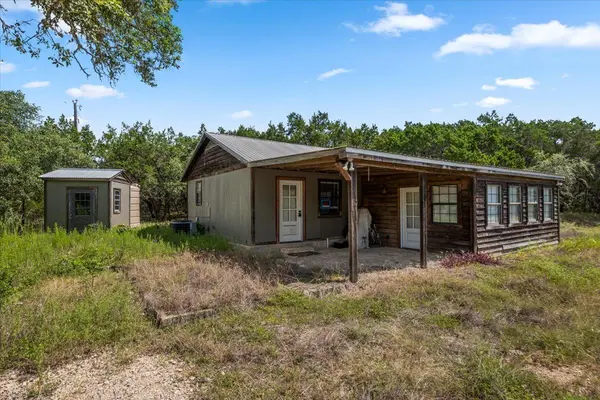 701 Old Oaks Ranch RD, Wimberley, TX 78676