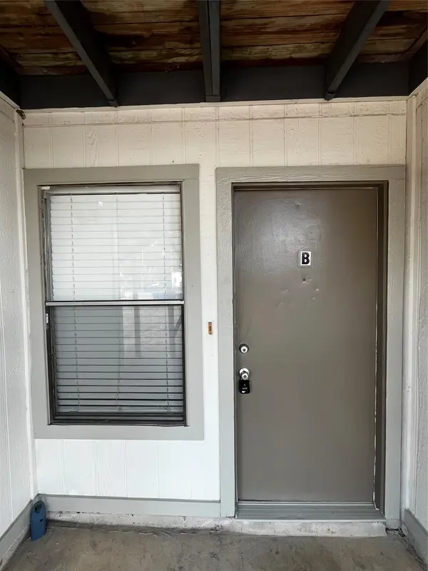 2306 Cedrick CV #B, Austin, TX 78748