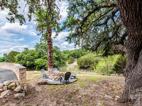 22401 Briarview DR, Spicewood, TX 78669