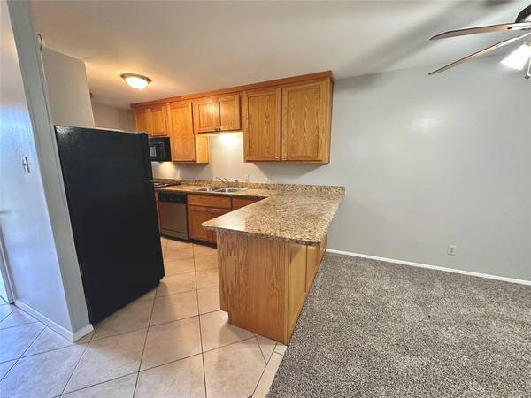 601 W 11th ST #215, Austin, TX 78701