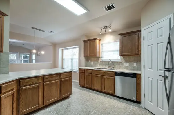 3353 Rod Carew DR, Round Rock, TX 78665